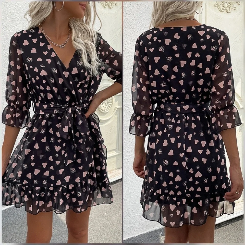 NWT heart dress. - Picture 1 of 4